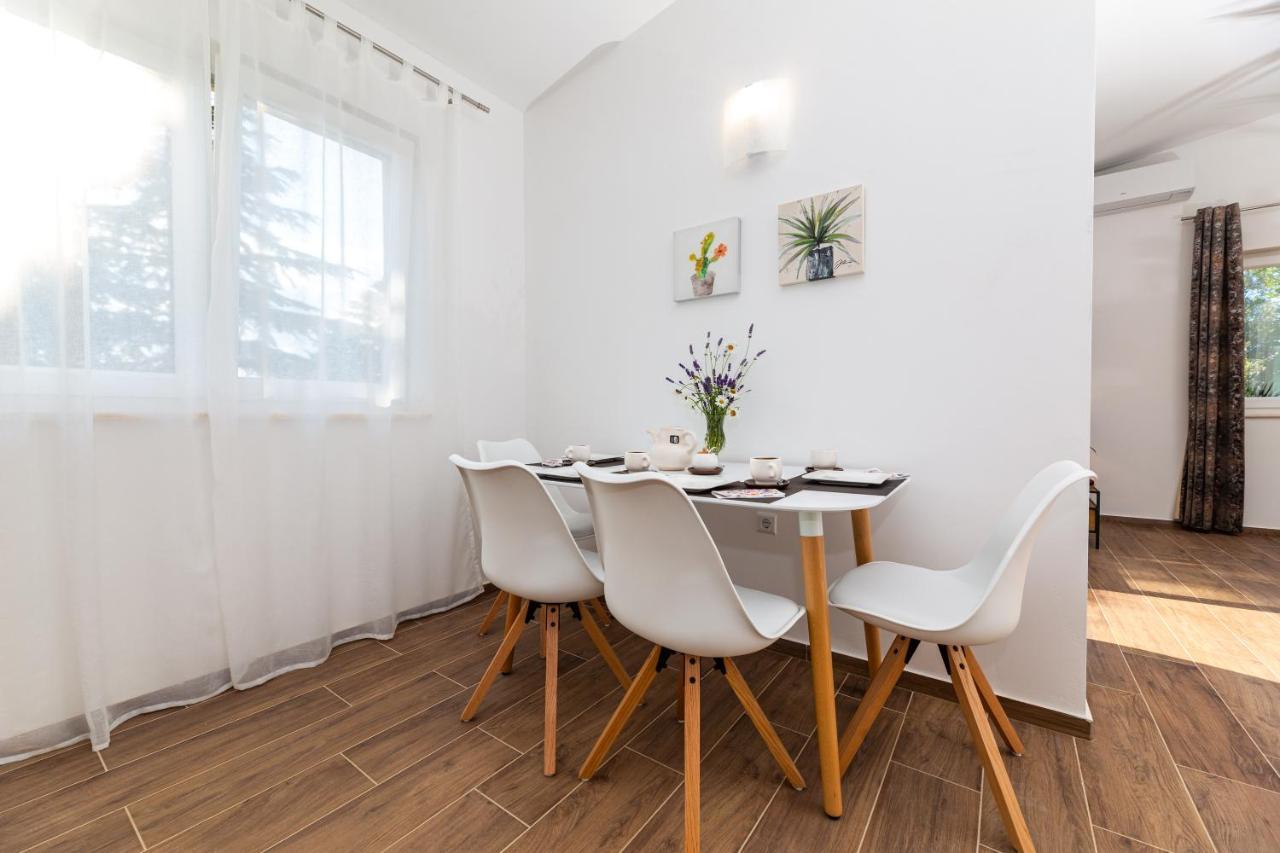 Apartment Nada 1 Malinska Ngoại thất bức ảnh