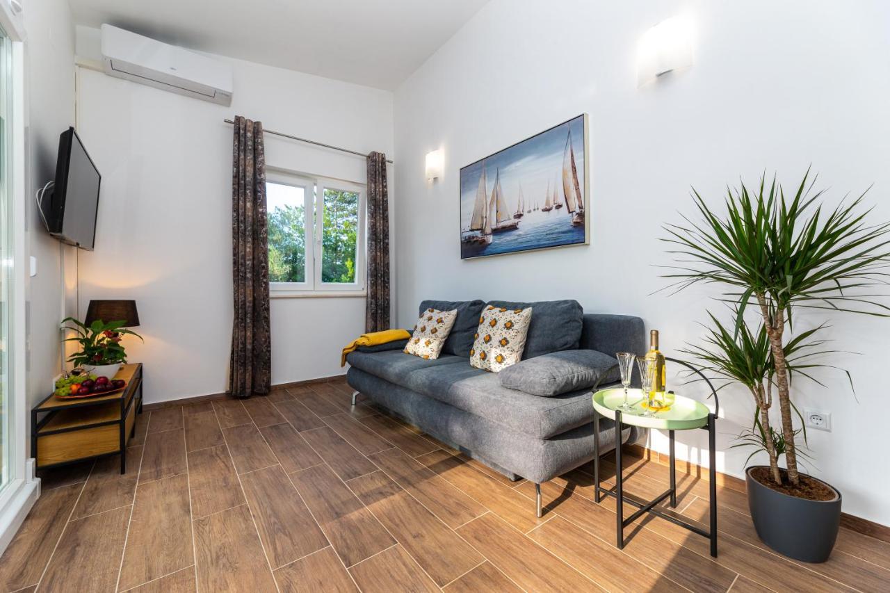 Apartment Nada 1 Malinska Ngoại thất bức ảnh