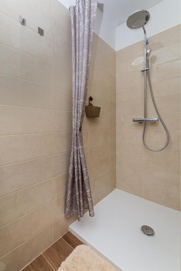 Apartment Nada 1 Malinska Ngoại thất bức ảnh