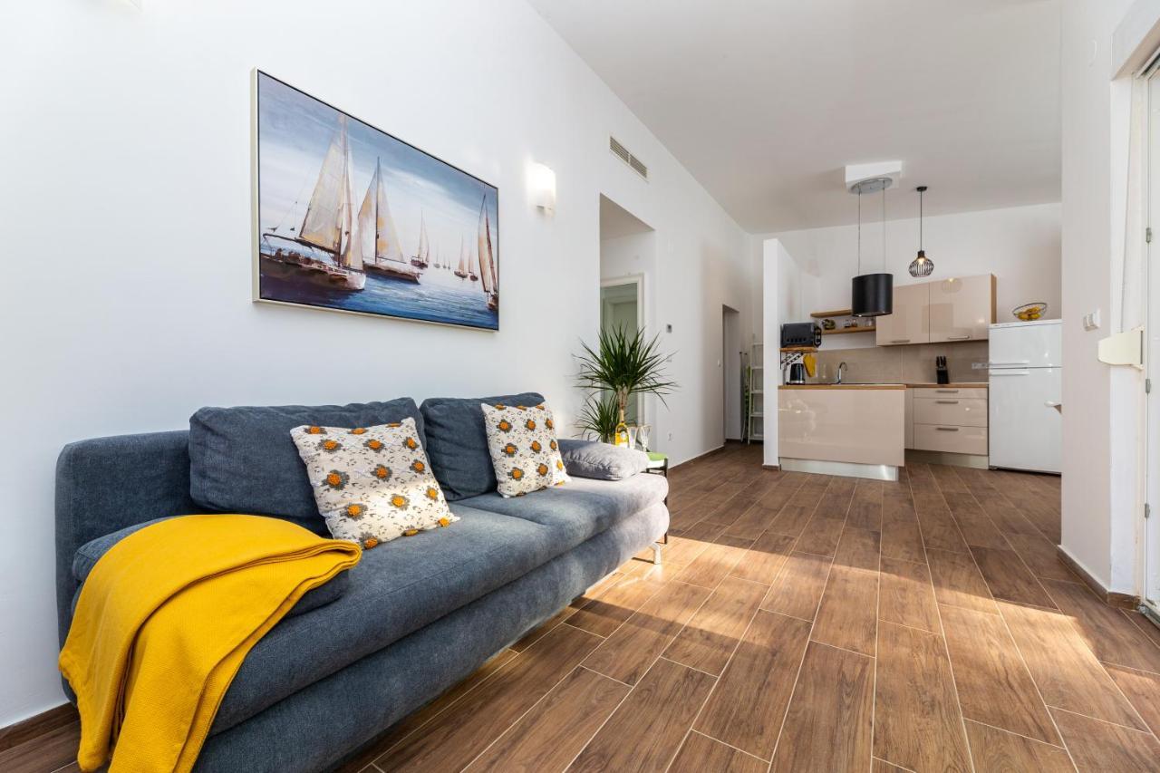 Apartment Nada 1 Malinska Ngoại thất bức ảnh