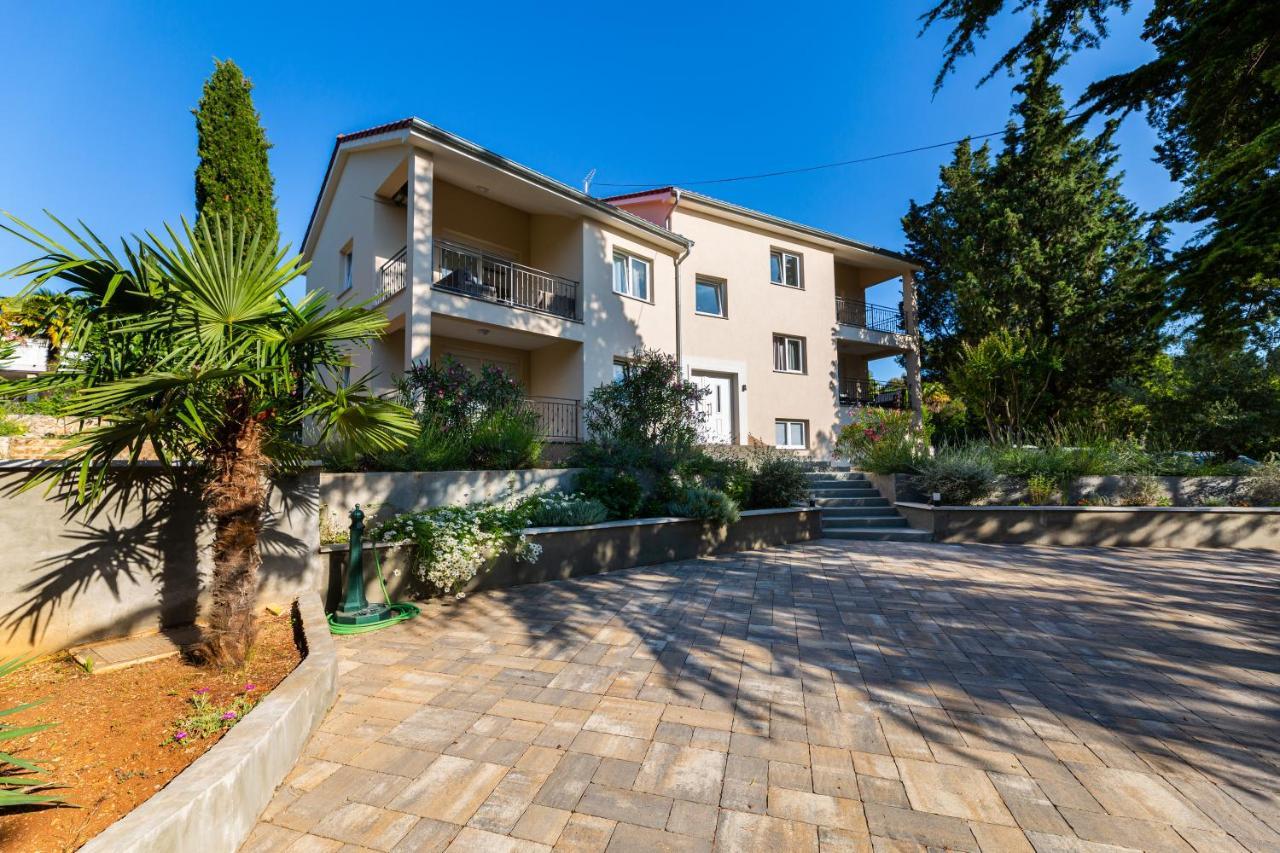 Apartment Nada 1 Malinska Ngoại thất bức ảnh