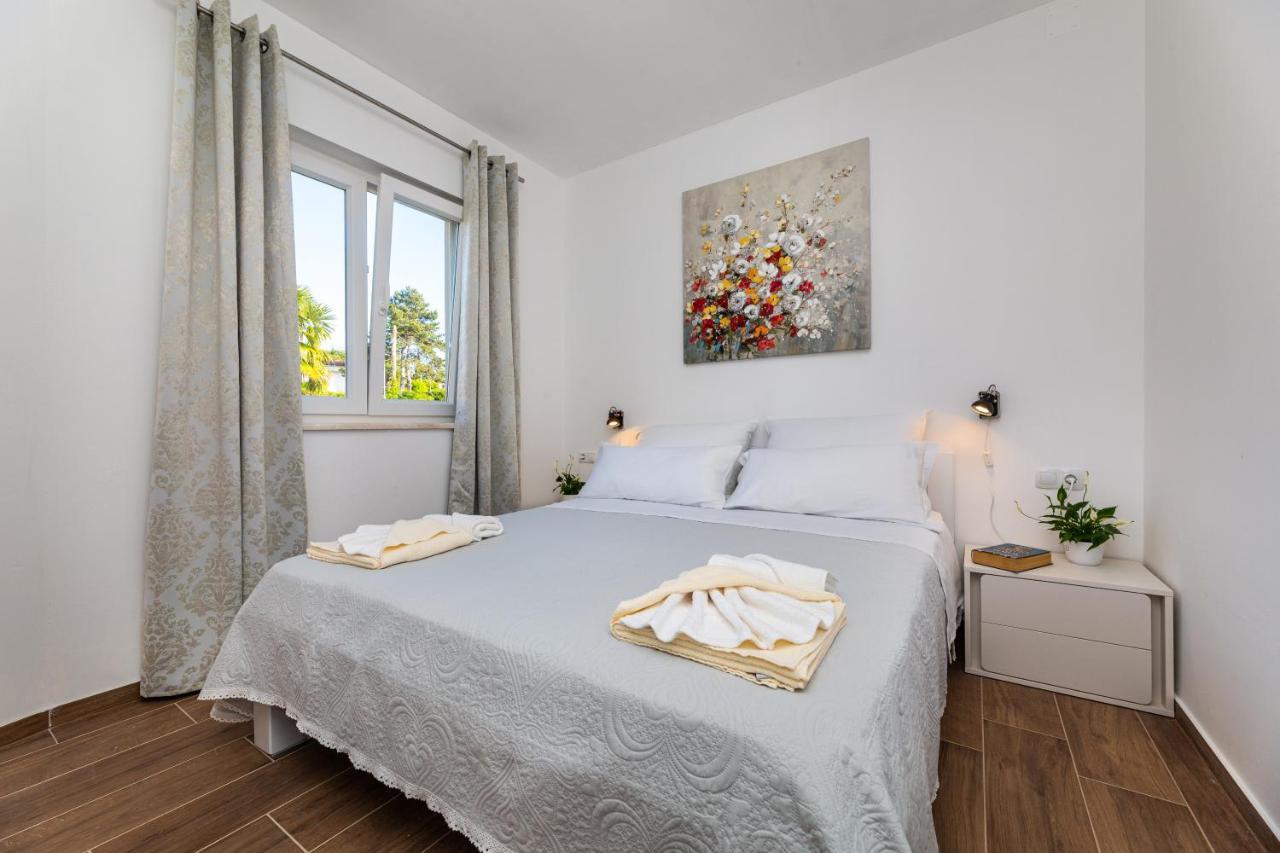 Apartment Nada 1 Malinska Ngoại thất bức ảnh